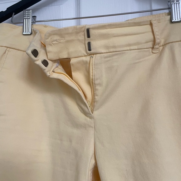 Women’s size 10 petite yellow chinos. - Picture 2 of 4